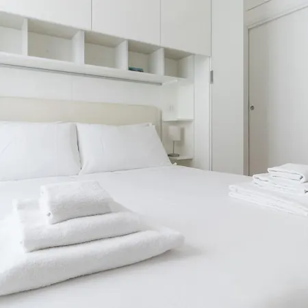Italianway - Corso Genova 27 Appartement